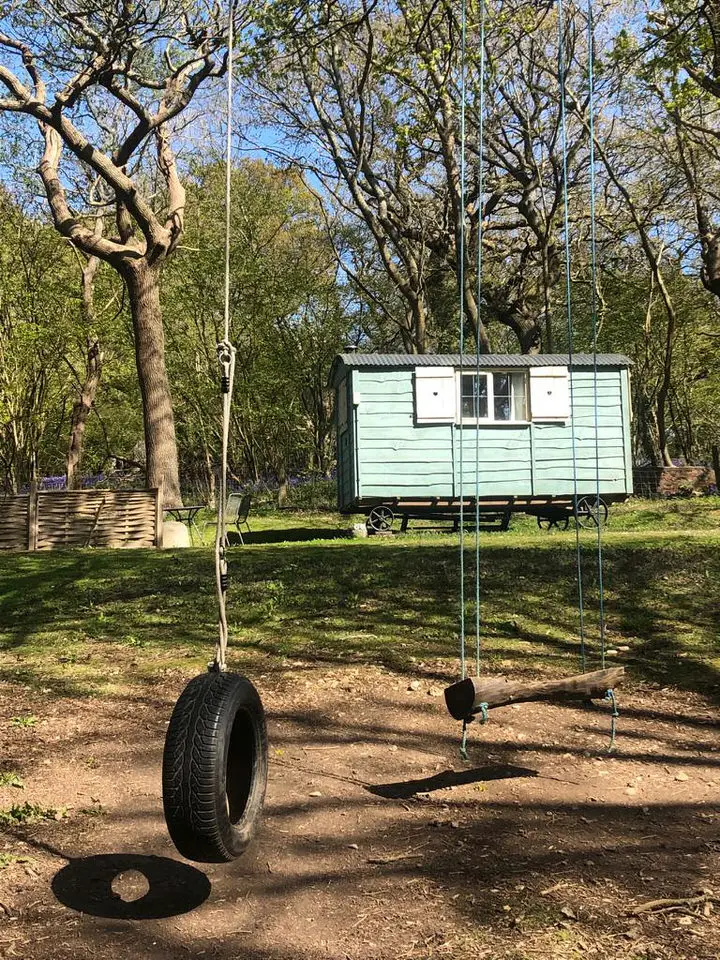 Waydown-Shepherds-Huts-South-Downs-Way-2023-small-220